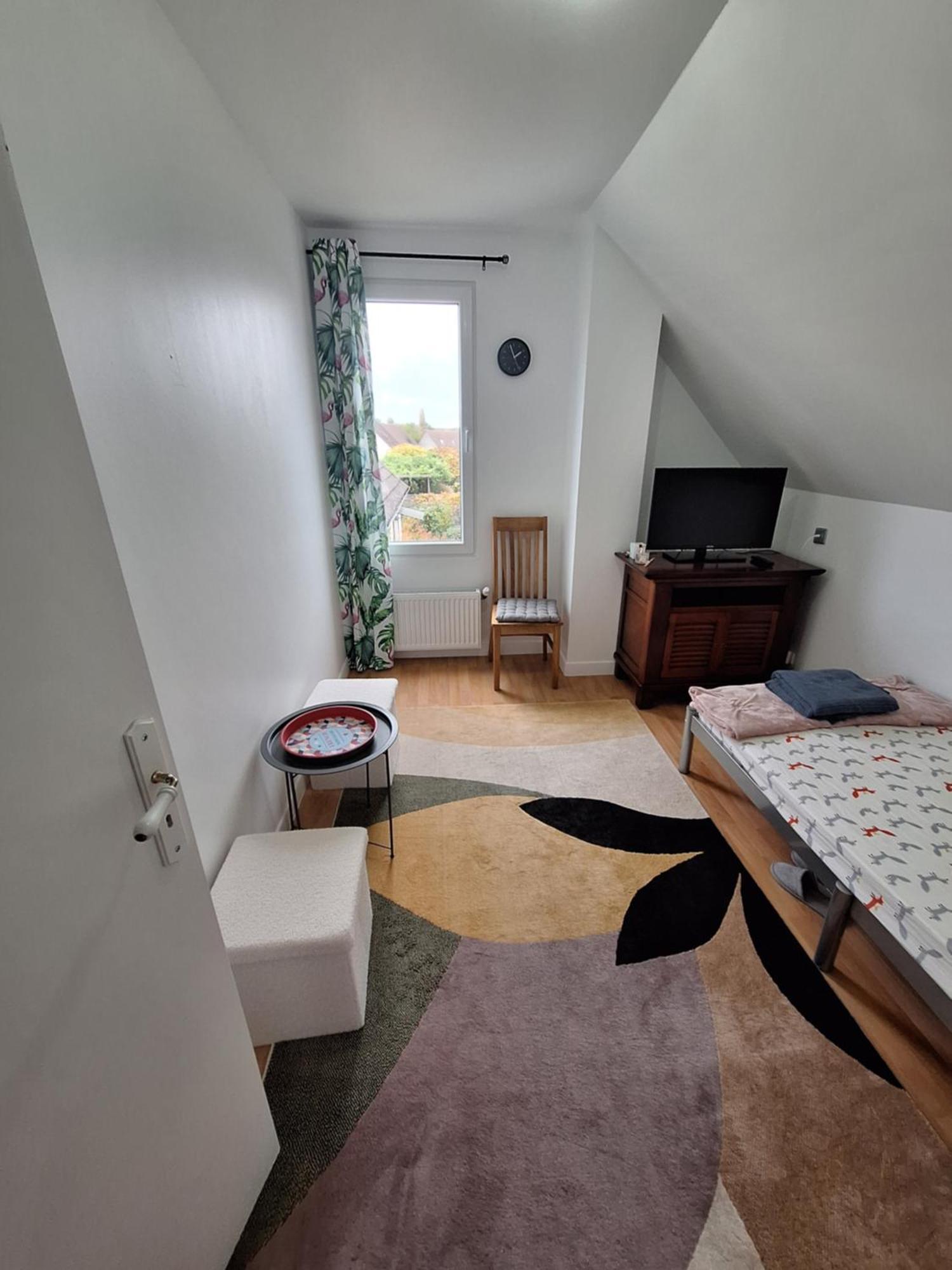 Chambres Et Table D'Hotes - Chez Paul Et Emilia Villers-Cotterets  Ngoại thất bức ảnh